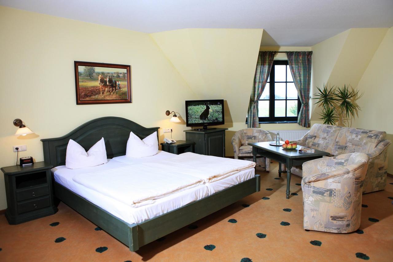 Mueritz Landhotel Gruener Baum Gotthun Dış mekan fotoğraf